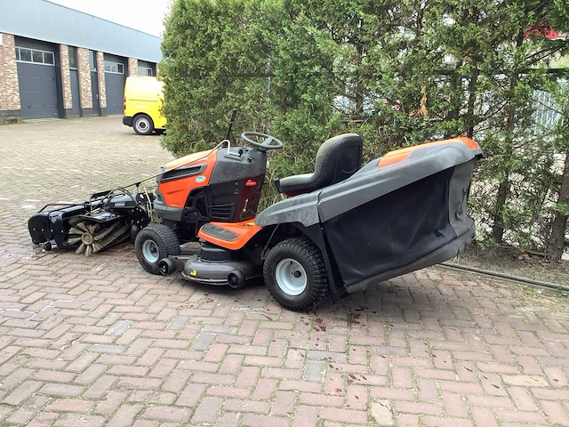 Husqvarna cth224t zitmaaier - afbeelding 2 van  8