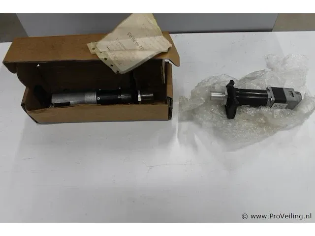 Husqvarna drivmotor 230 acx - afbeelding 1 van  4