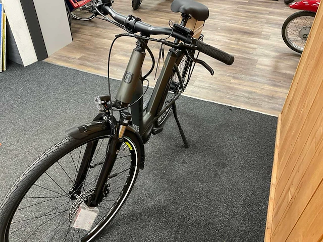 Husqvarna eco city 1 elektrische fiets - afbeelding 6 van  8