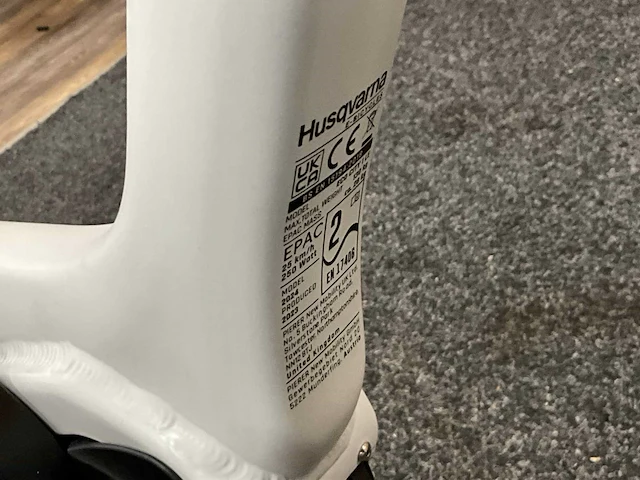 Husqvarna eco city 1 elektrische fiets - afbeelding 3 van  11