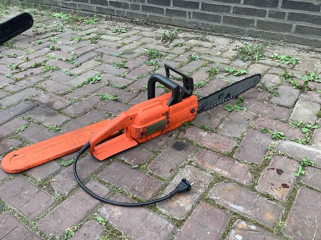 Husqvarna electronic 1600 kettingzaag - afbeelding 3 van  3