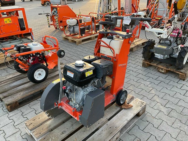 Husqvarna fs400lv asfaltzaagmachine / betonzaagmachine - afbeelding 8 van  13