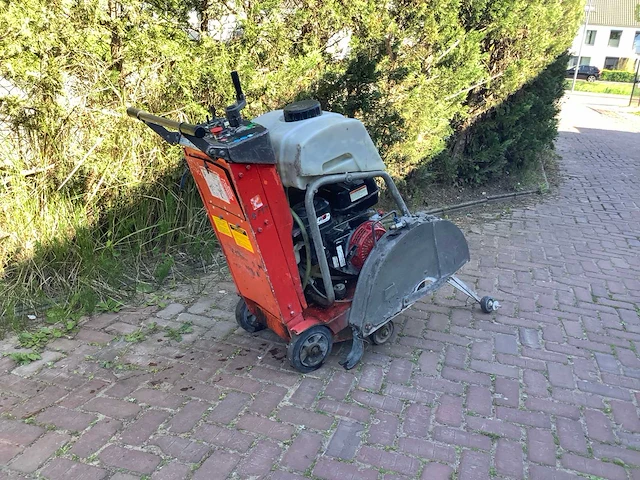 Husqvarna fs413 asfaltzaag - afbeelding 2 van  4
