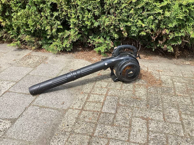 Husqvarna gb320 bladblazer - afbeelding 1 van  6