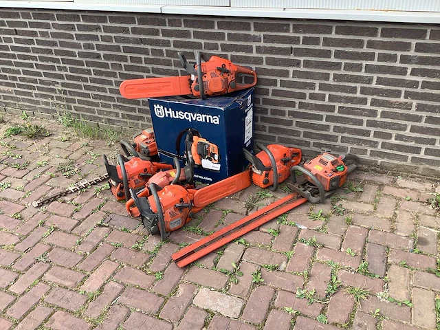 Husqvarna husqvarna (8x) - afbeelding 1 van  4