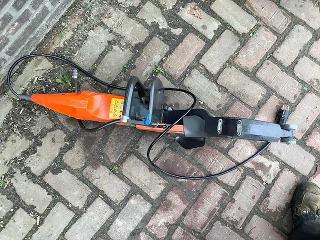 Husqvarna k3000 sleuvenzaag - afbeelding 3 van  4