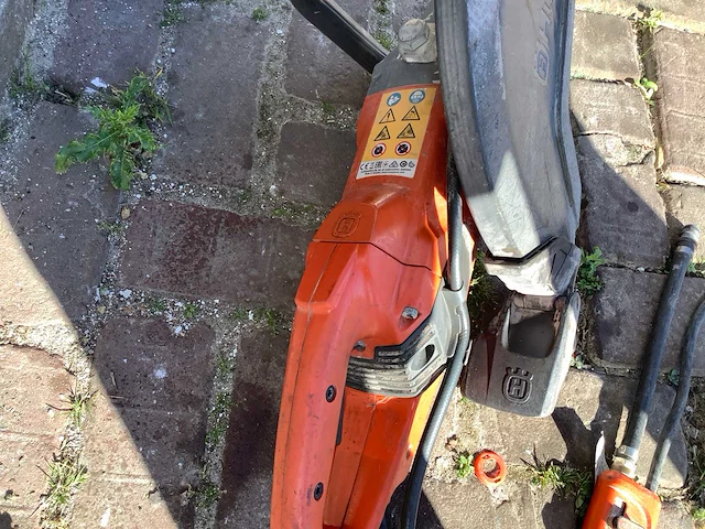 Husqvarna k4000 bandenzaag - afbeelding 3 van  4