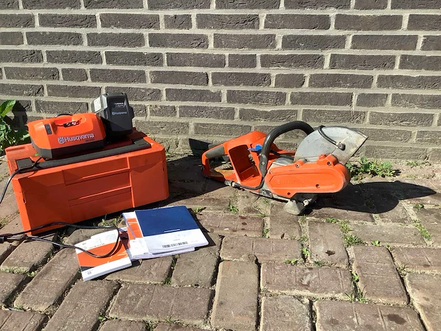 Husqvarna k535i bandenzaag - afbeelding 1 van  6