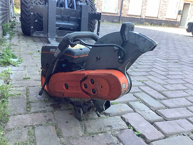 Husqvarna k770 bandenzaag - afbeelding 4 van  5