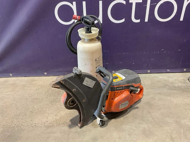 Husqvarna k970 bandenzaag + drukvat - afbeelding 1 van  4
