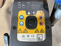 Husqvarna k970 bandenzaag + drukvat - afbeelding 3 van  4