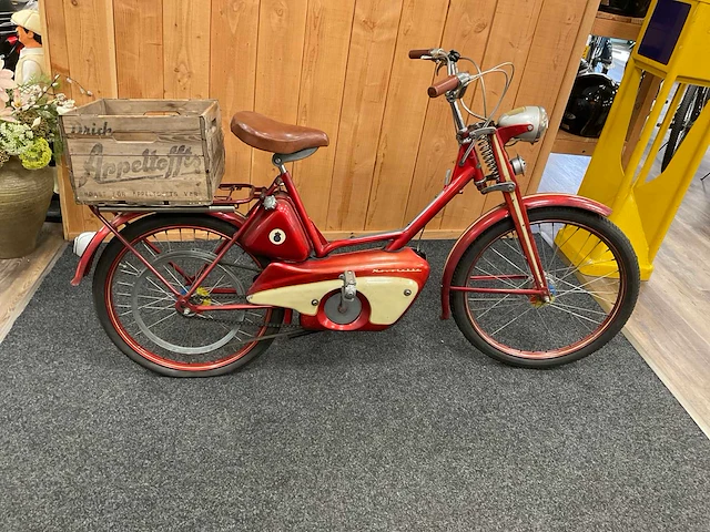Husqvarna novolette brommer - afbeelding 1 van  12