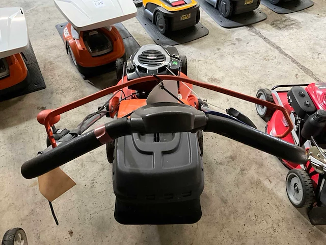 Husqvarna r150sv grasmaaier - afbeelding 9 van  12