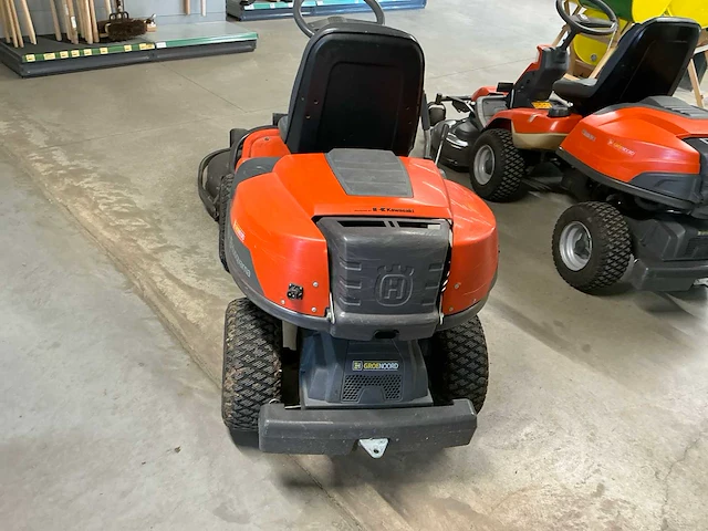 Husqvarna r15v2 zitmaaier - afbeelding 18 van  20