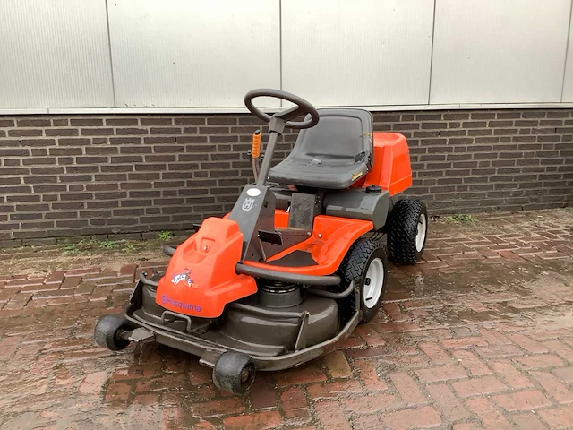 Husqvarna rider 11 bioclip zitmaaier - afbeelding 1 van  5