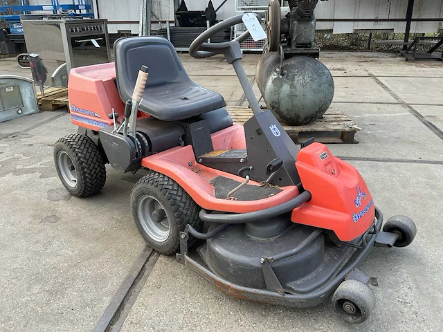 Husqvarna rider 13 zitmaaier - afbeelding 3 van  9