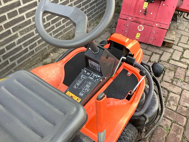 Husqvarna rider 13c zitmaaier - afbeelding 3 van  5
