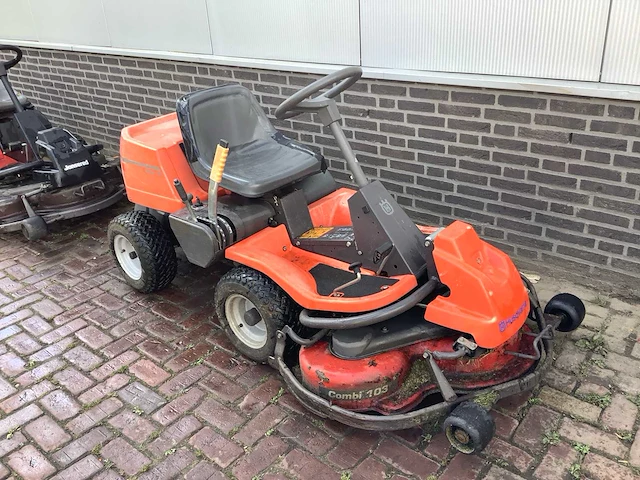 Husqvarna rider 16 zitmaaier - afbeelding 1 van  6