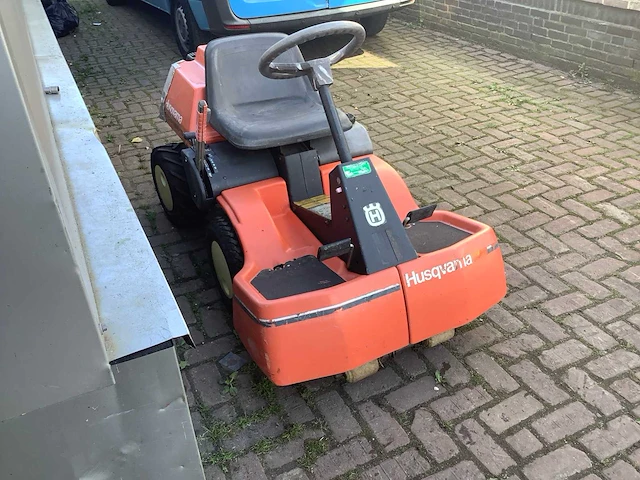 Husqvarna rider 850 zitmaaier - afbeelding 3 van  4