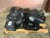 Husqvarna robotmaaier (2x) - afbeelding 1 van  6