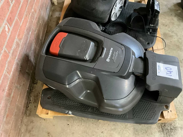 Husqvarna robotmaaier (2x) - afbeelding 5 van  6