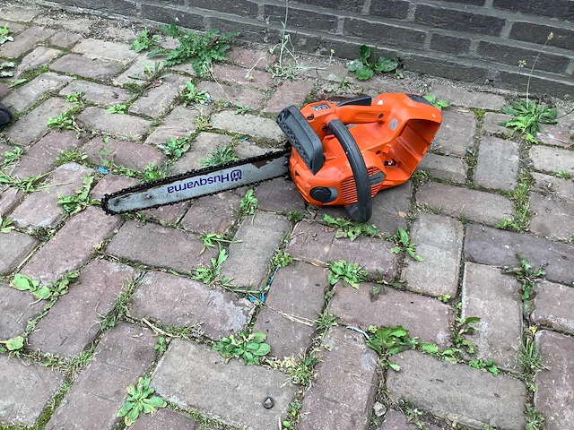Husqvarna t536 kettingzaag - afbeelding 1 van  4