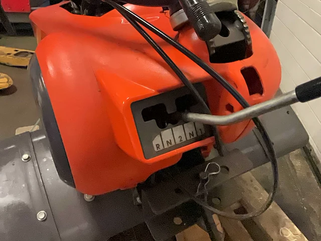 Husqvarna tf536 grondfrees - afbeelding 6 van  7