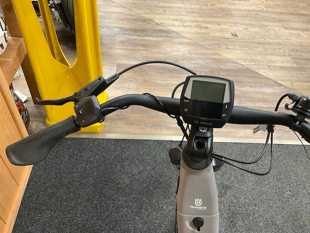Husqvarna towner 2 elektrische fiets - afbeelding 2 van  14