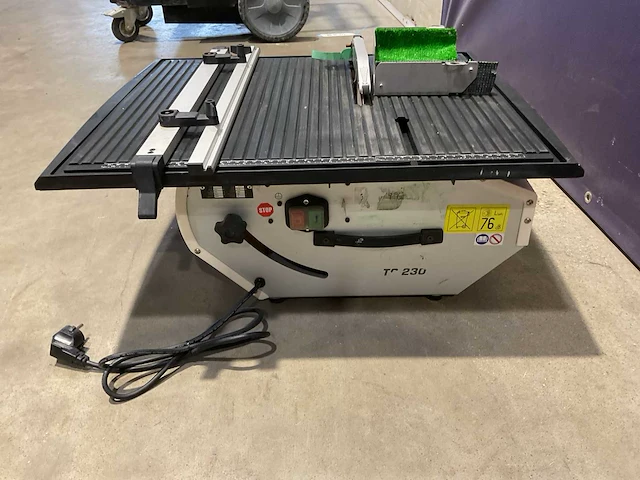 Husqvarna ts230f tegelzaagmachine - afbeelding 2 van  4