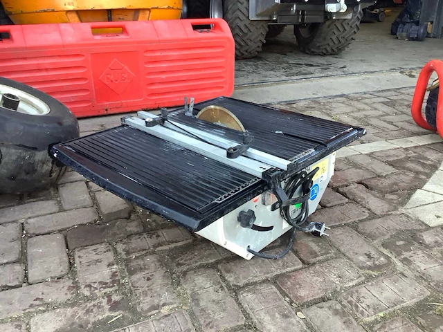 Husqvarna ts230f zaagtafel - afbeelding 1 van  4