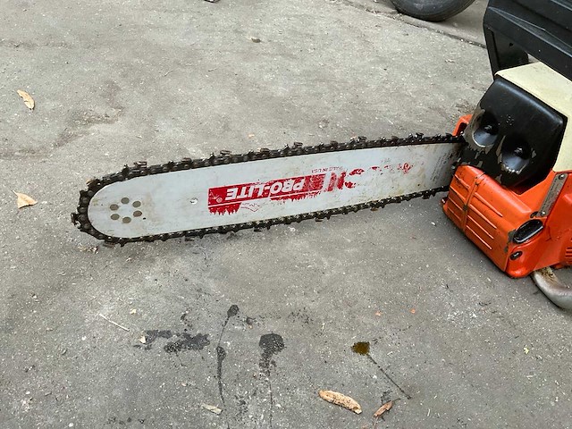 Husqvarna type 50 kettingzaag - afbeelding 2 van  6