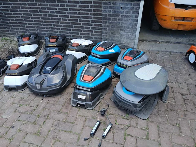 Husqvarna/gardena robotmaaier (10x) - afbeelding 3 van  8