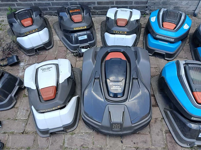 Husqvarna/gardena robotmaaier (10x) - afbeelding 7 van  8