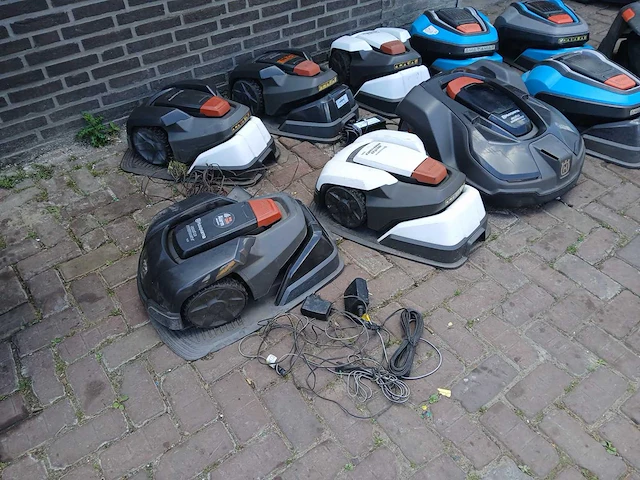 Husqvarna/gardena robotmaaier (10x) - afbeelding 8 van  8
