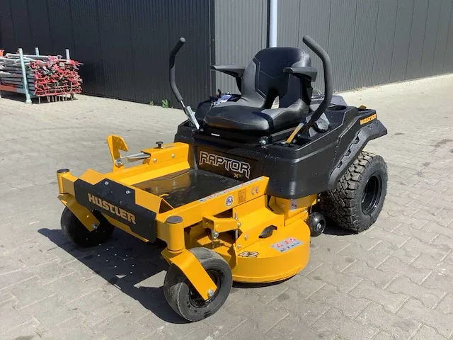 Hustler raptor 42x / 940494ce v-twin zero turn gazonmaaier - afbeelding 1 van  17