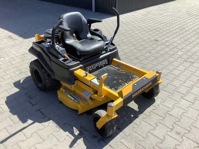 Hustler raptor 42x / 940494ce v-twin zero turn gazonmaaier - afbeelding 2 van  17