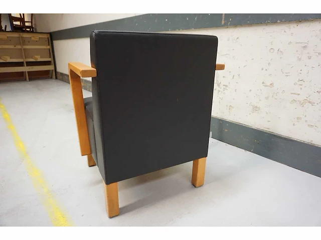 Hutten - fauteuil (8x) - afbeelding 3 van  4