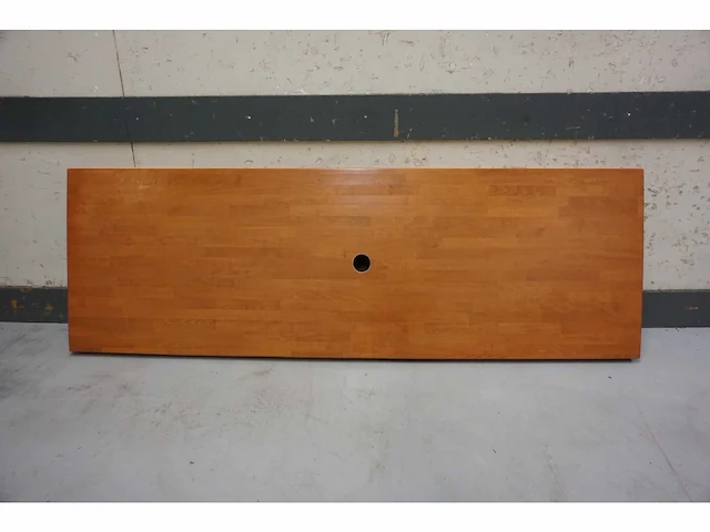 Hutten - houten tafelblad - afbeelding 1 van  4