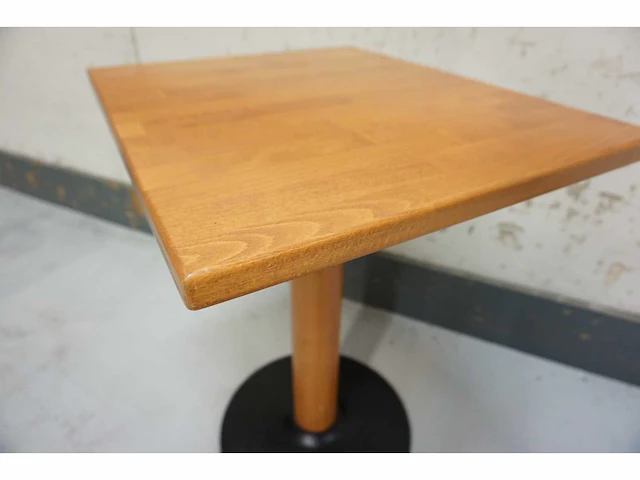 Hutten - restauranttafel (4x) - afbeelding 2 van  3