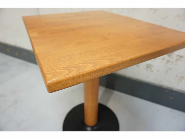Hutten - restauranttafel (6x) - afbeelding 2 van  3