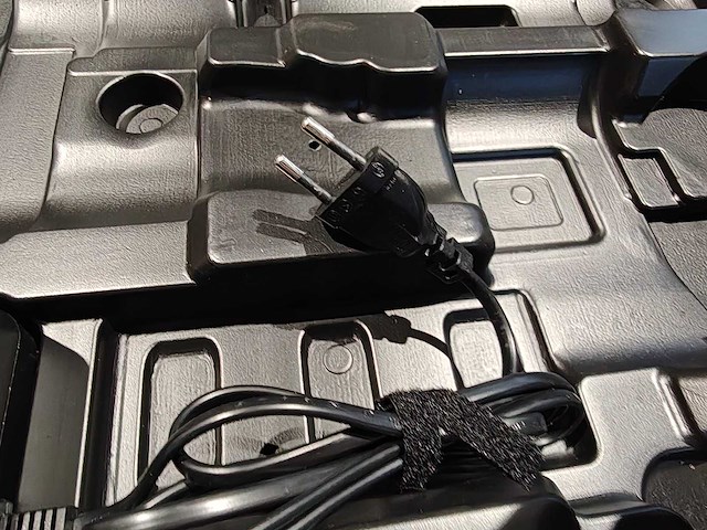 Huttenberg - 2025 - 24 volt - accu vetspuit - afbeelding 6 van  14