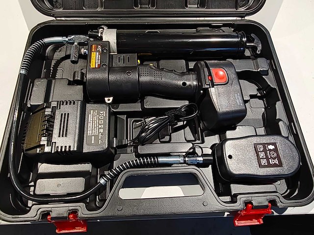 Huttenberg - 2025 - 24 volt - accu vetspuit - afbeelding 7 van  14