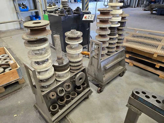 Huvema - 2023 - mip 65 t - profielbuigmachine - afbeelding 3 van  12