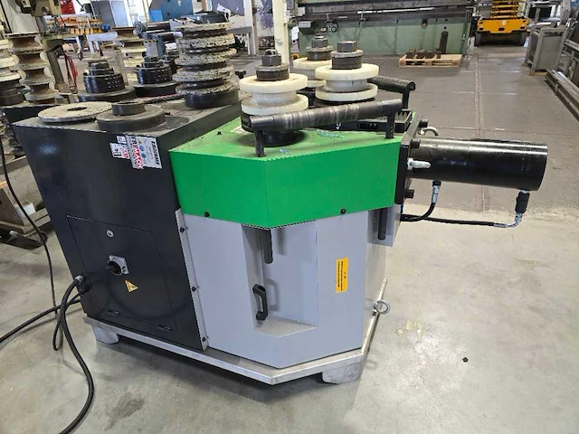Huvema - 2023 - mip 65 t - profielbuigmachine - afbeelding 8 van  12