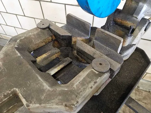 Huvema - hu 250 dv - afkortcirkelzaagmachine - afbeelding 4 van  7