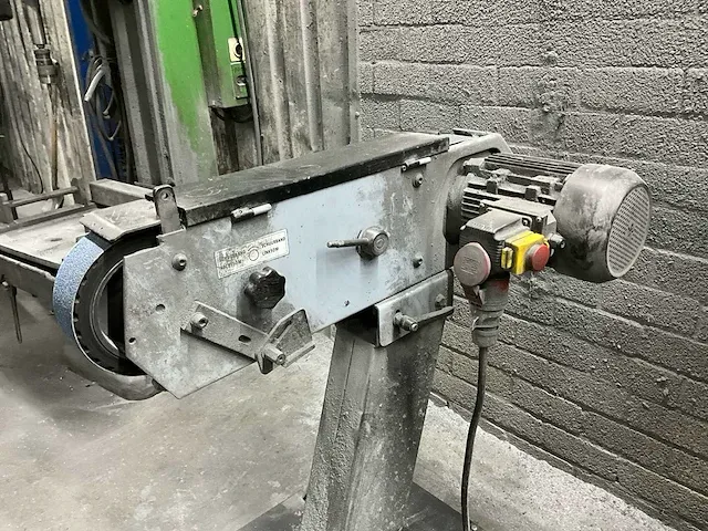 Huvema backstand schuurmachine - afbeelding 3 van  7
