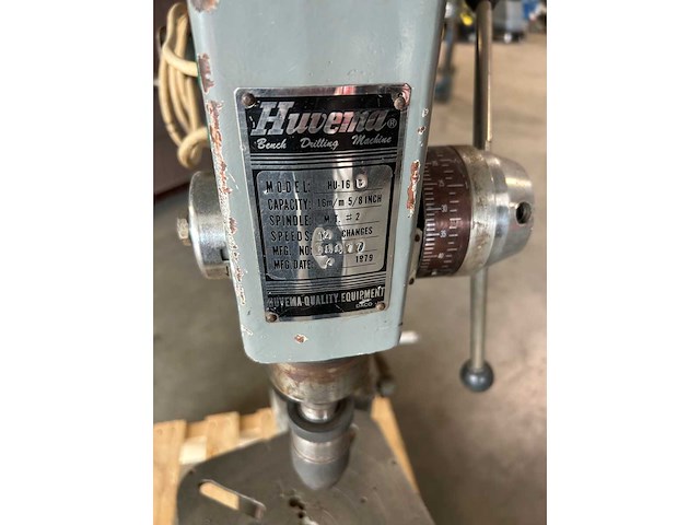 Huvema hu-16 kolomboormachine - afbeelding 1 van  6