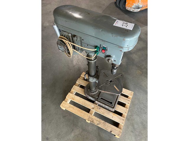 Huvema hu-16 kolomboormachine - afbeelding 2 van  6