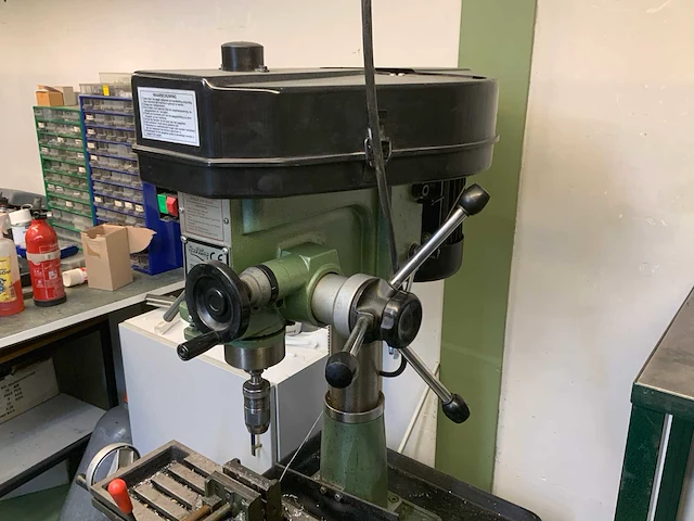 Huvema hu 25-bf kolomboormachine - afbeelding 6 van  6