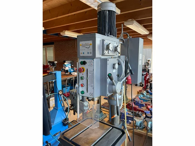 Huvema hu 32 ti kolomboormachine - afbeelding 5 van  12
